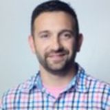 Single dad, in need of a sitter able to watch kids on a rotating schedule