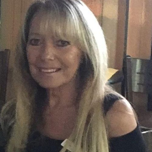 House Sitter Provider Shelly D's Profile Picture