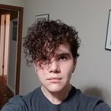 I am a dog walker/pet sitter looking for work