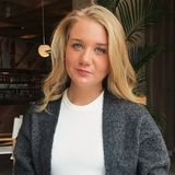 I am a very outgoing, bubbly and open-minded individual who loves being around all kids!
