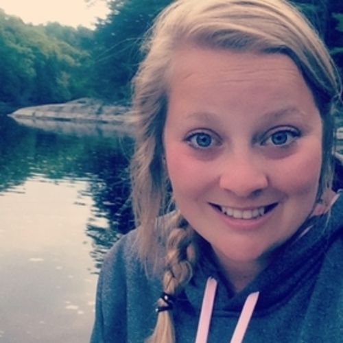 Canadian Nanny Provider Larissa P's Profile Picture