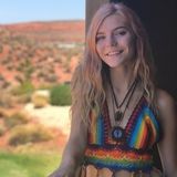 18 and vegetarian , adore all animals! Have owned 8 dogs in my life between my divorced parents . golden retriever life