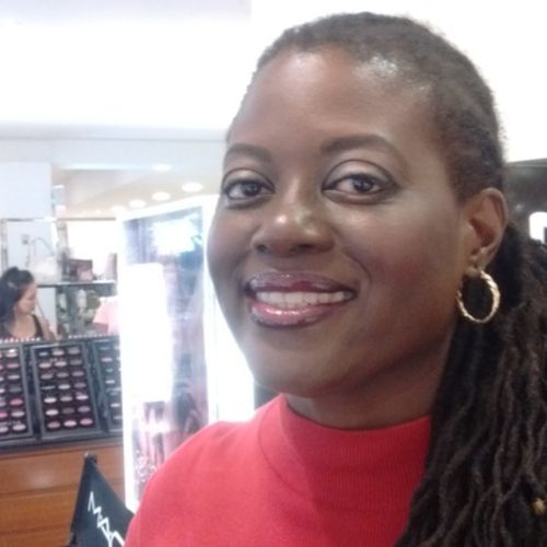 House Sitter Provider Renee Edwards's Profile Picture