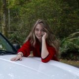 College-Aged Hardworking HouseSitter with Pet and Plant Care Experience with Own Transportation