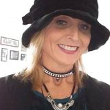 Patient and kind, honest and loving elderly care woman looking to be there for your loved one.