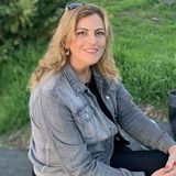 Hi there, my name is Susan, I am available in all South Bay Area. I am a very kind, genuine, caring person that will help you