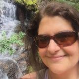 Looking to help clean and get people organized