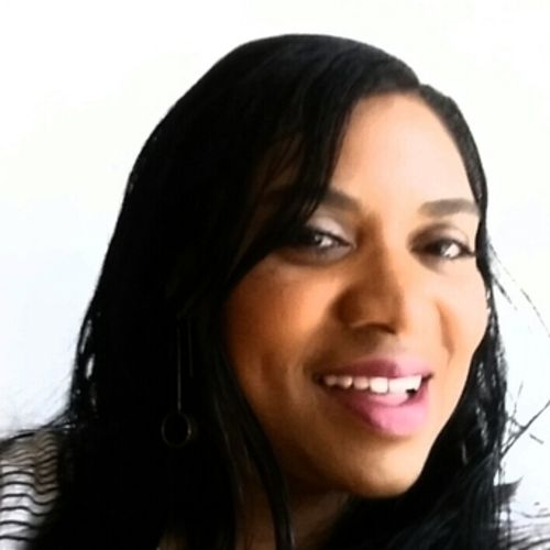 House Sitter Provider April M's Profile Picture