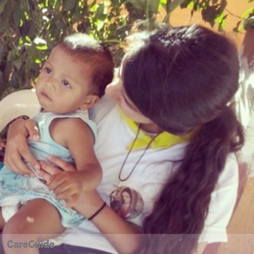 Canadian Nanny Provider Laura V's Profile Picture