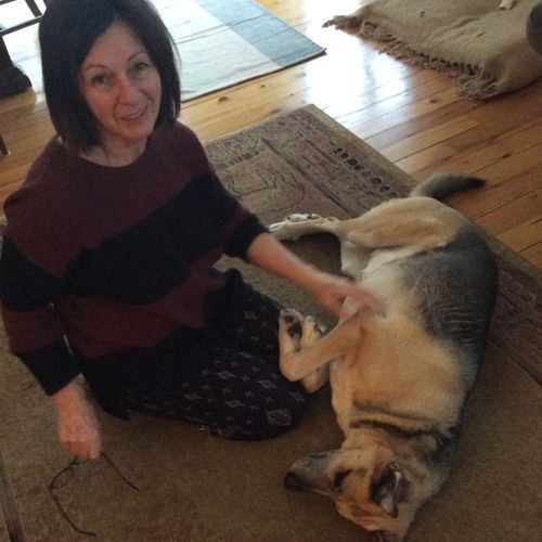 Pet Care Provider Hélène B's Profile Picture