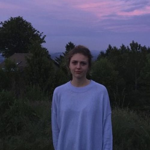 House Sitter Provider Katie Brodrick's Profile Picture