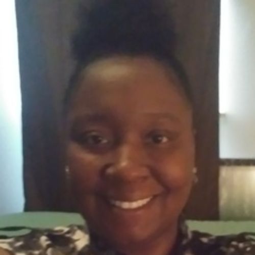 House Sitter Provider Shatora M's Profile Picture