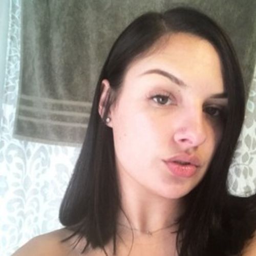 House Sitter Provider Elyssa C's Profile Picture