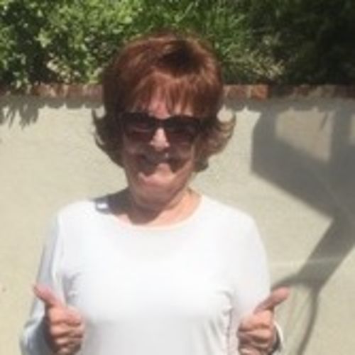 House Sitter Provider Linda McIntosh's Profile Picture