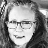Available: Very Professional/Organized House Sitter, with Green Thumb & Avid Pet Lover. Retired Teacher.
