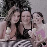 Flexible Sitter in Everett, Washington