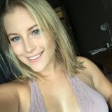 Bright, Bubbly, Babysitter Available