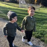 Looking for a couple babysitters for our famiky vacation in Kelowna.