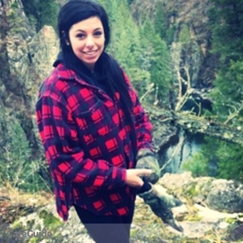 Canadian Nanny Provider Nikita G's Profile Picture