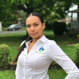 Hello! My name is Justine Canessa and I am a professional housekeeper located in Woodland Hills, CA.