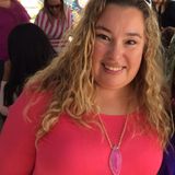 Responsable, loving, experience nanny Available.