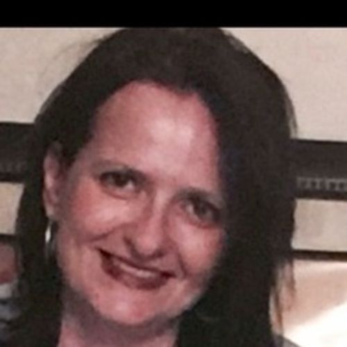 House Sitter Provider Julia Bush's Profile Picture