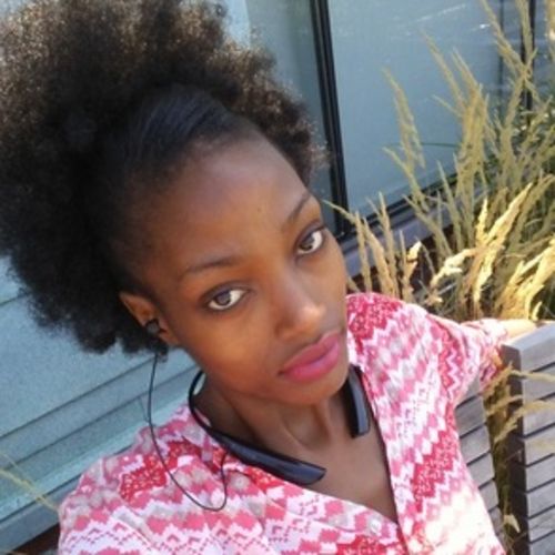 Housekeeper Provider Chialonda Sims's Profile Picture