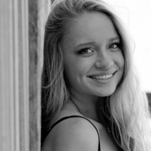 House Sitter Provider Madeline R's Profile Picture