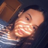 Hello nice to meet you, Im Anelyss! I absolutely cant wait to work with you & your loving pets !