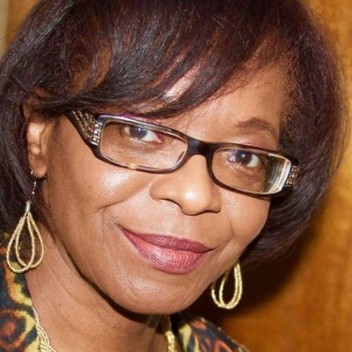 House Sitter Provider Alicia E's Profile Picture