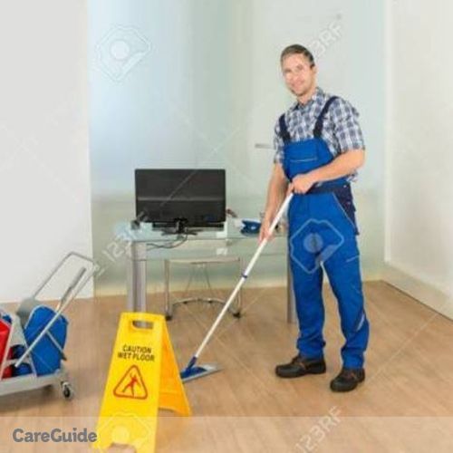 Housekeeper Provider Rafael Ceballos's Profile Picture