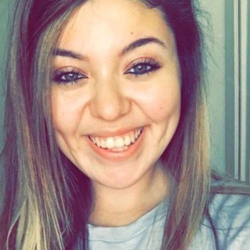House Sitter Provider Britney Botello's Profile Picture