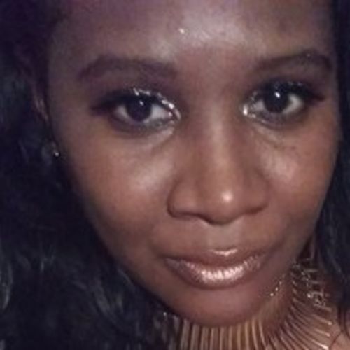 Housekeeper Provider Crystle H's Profile Picture