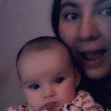 Caring nanny looking to bond and help someone out
