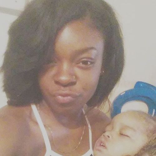 Housekeeper Provider Valeyzia Meridy's Profile Picture