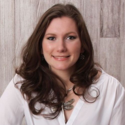 Pet Care Provider Alexia C's Profile Picture