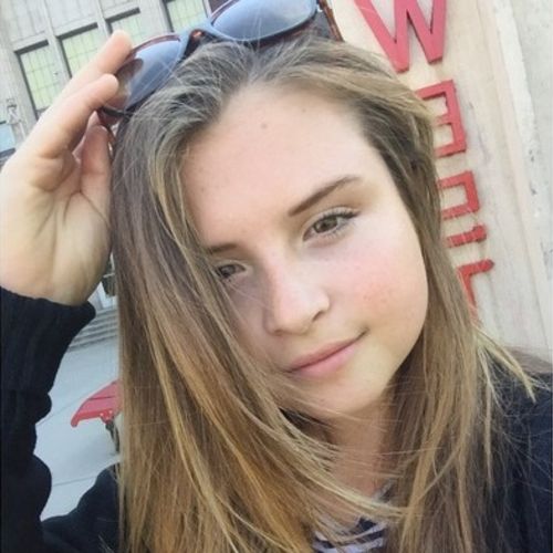 House Sitter Provider Eugenie Viollet's Profile Picture
