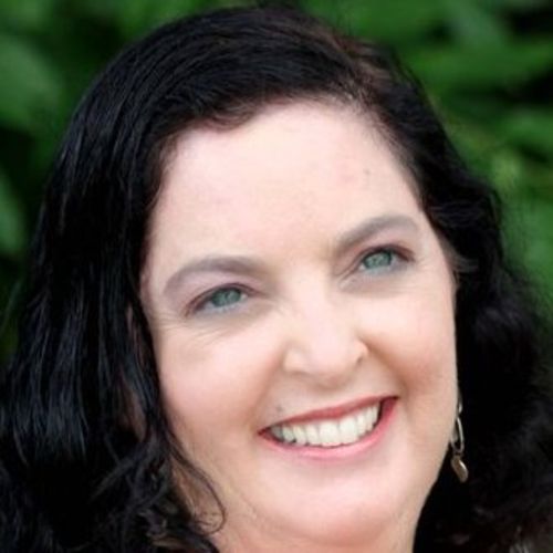 House Sitter Provider Tracy Viola's Profile Picture