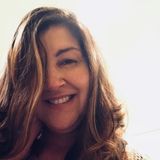 Full time writer available to housesit. Pet,plants,light cleaning. Greater Bellevue/Seattle area.