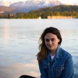 Graduating honours student from McGill University looking for a summer nannying position.