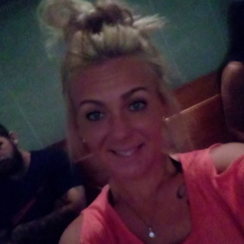 Housekeeper Provider Ashley L's Profile Picture