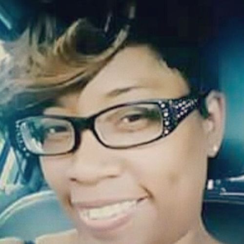 Housekeeper Provider Lataki Trowell's Profile Picture