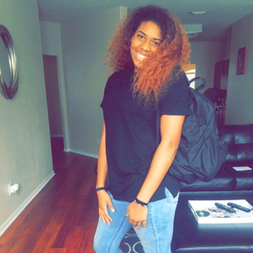 House Sitter Provider Lawrenee Hart's Profile Picture
