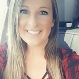 Hi, my name is ashley and i love to clean!