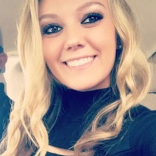 Pet Care Provider Miranda B's Profile Picture
