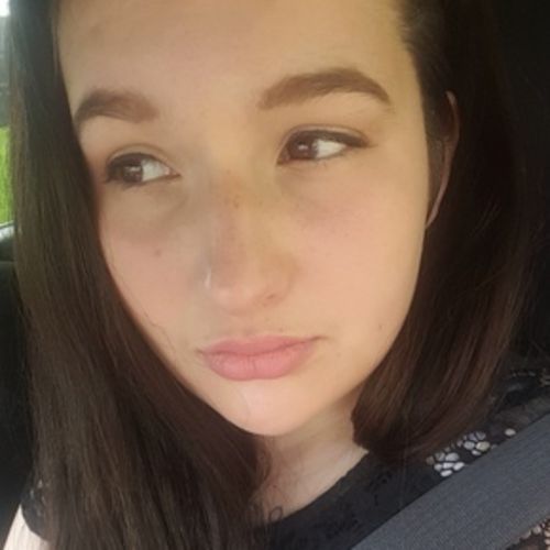 House Sitter Provider Amelia Harvey's Profile Picture