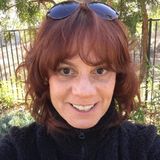 Looking For a House Sitting Professional Job in Los Angeles, California