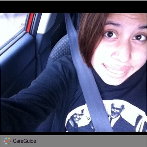 Pet Care Provider Denise Flores's Profile Picture