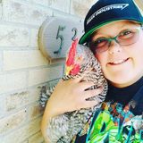 Hi, I'm Sam and I can dog sit and dog walk. I have a lot of experience with pet ownership and dog sitting for my neighbors.