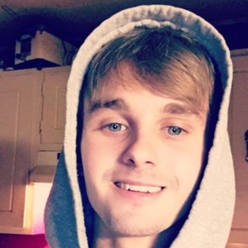 Housekeeper Provider Jaysen Crose's Profile Picture